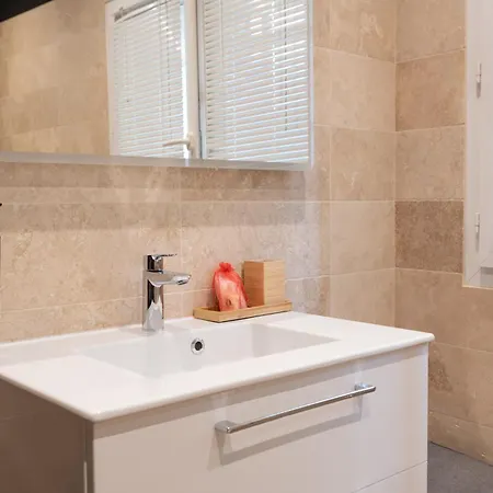 Loveroom#1 By Pimente Ton Couple