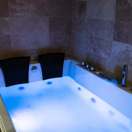 Loveroom#1 By Pimente Ton Couple *